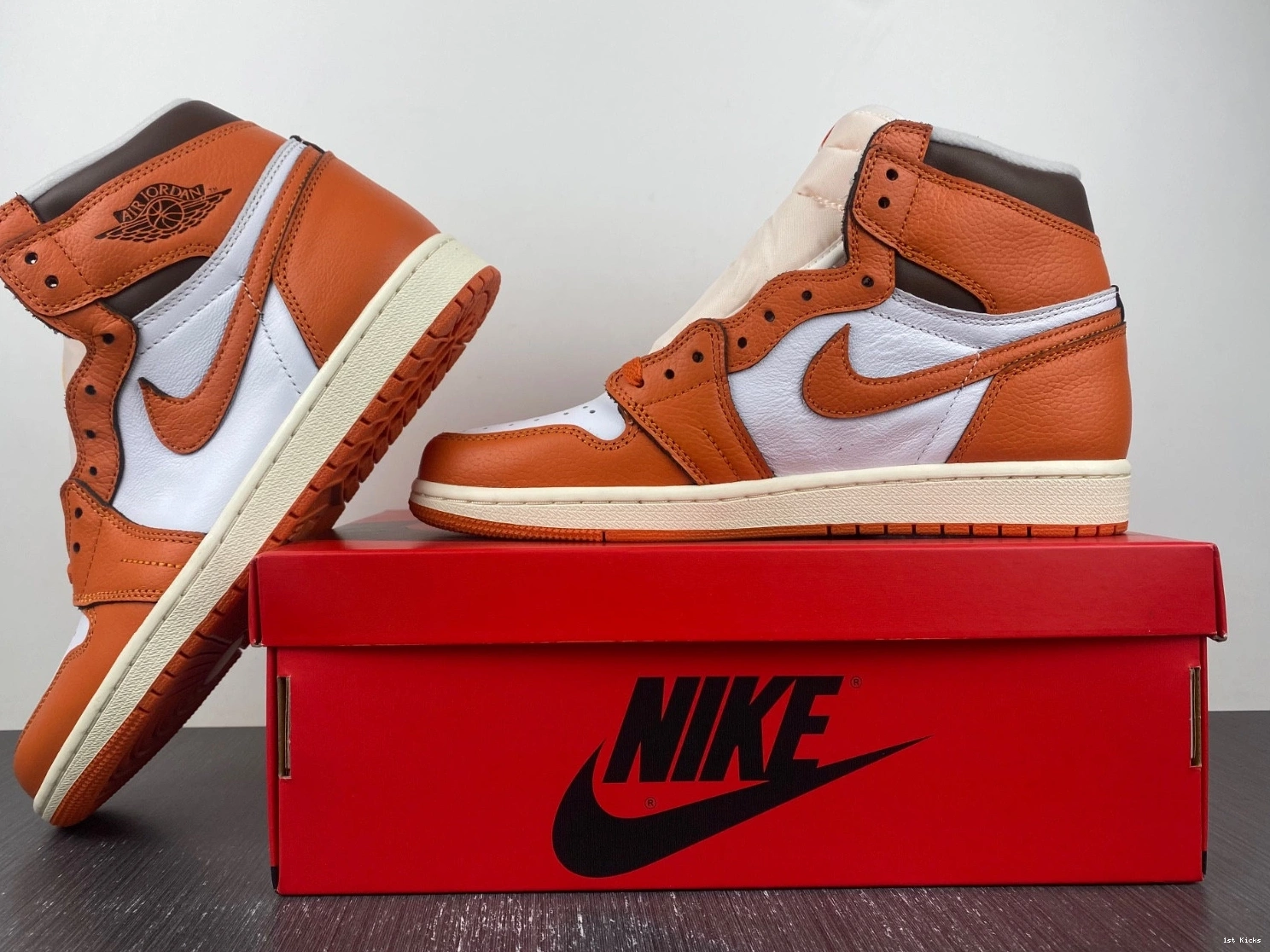 Air DO9369-101 High 1 WMNS OG “Starfish” Jordan 0924